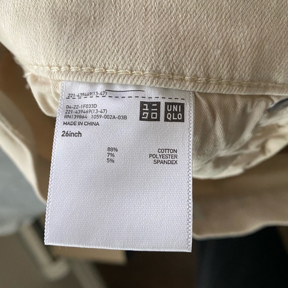 Uniqlo Extra Stretch Skinny High Rise Jeans - Picture 7 of 7